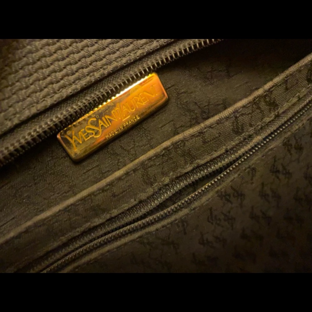 Yves Saint Laurent Tote Bag - Picture 4 of 9